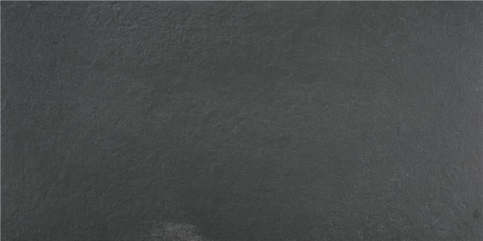 Public Anthracite – 60 × 120 cm