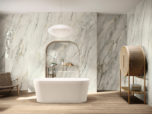 Arabescato Corchia – 120 × 120 cm – Raumansicht