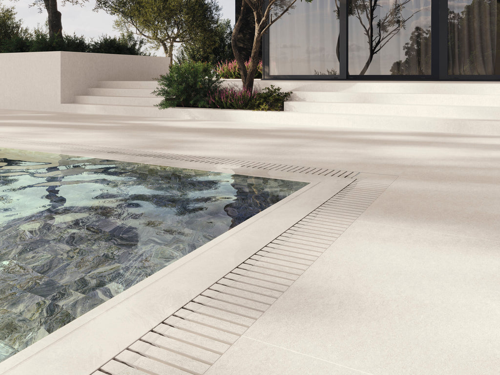 Iwa White – 120 × 280 cm – Raumansicht